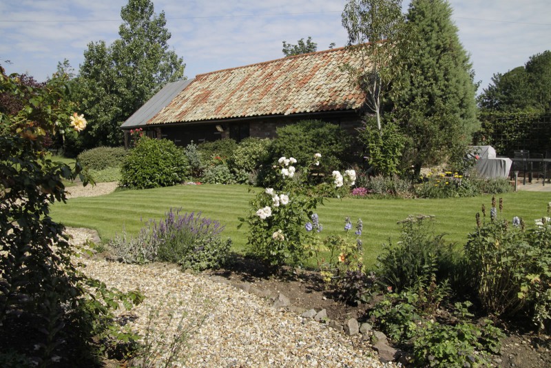 Garden Lawn Maintenance