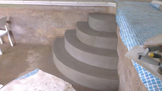 Pool steps contructions