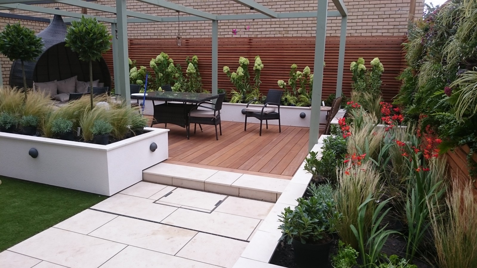 Cambridgshire's Professional Landscaping Services